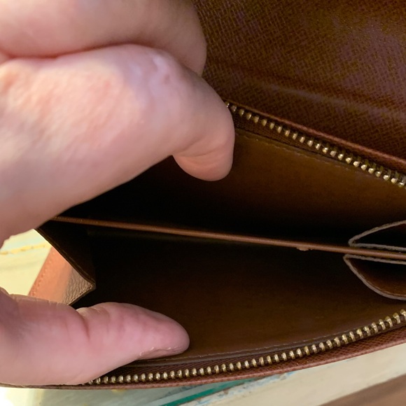 / Louis Vuitton Vintage Porte Monnaie Tressor Wallet - Picture 9 of 16